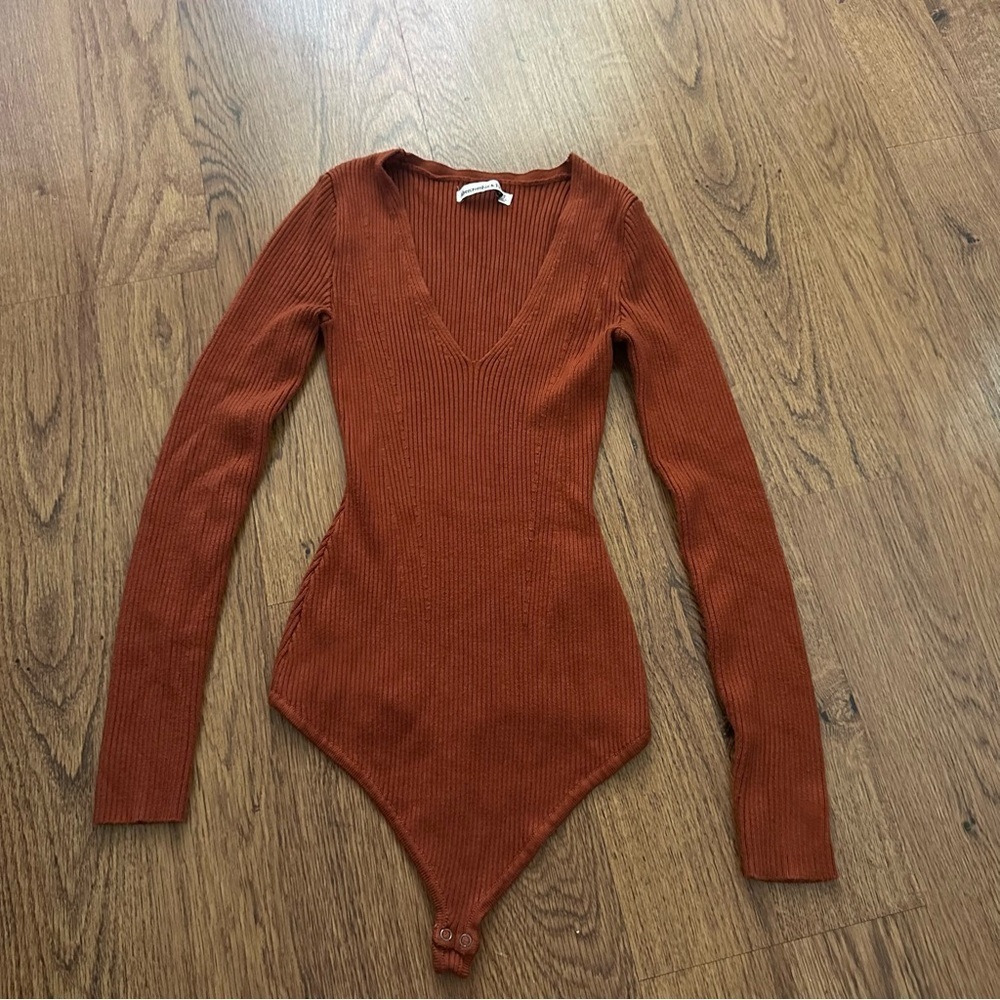 Abercrombie & Fitch Rust Bodysuit size XS long sleeve v neck sexy soft ribbed